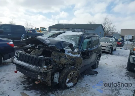 2017 Jeep Renegade Trailhawk 4X4 из США, поврежденный, VIN ZACCJBCB0HPE79397